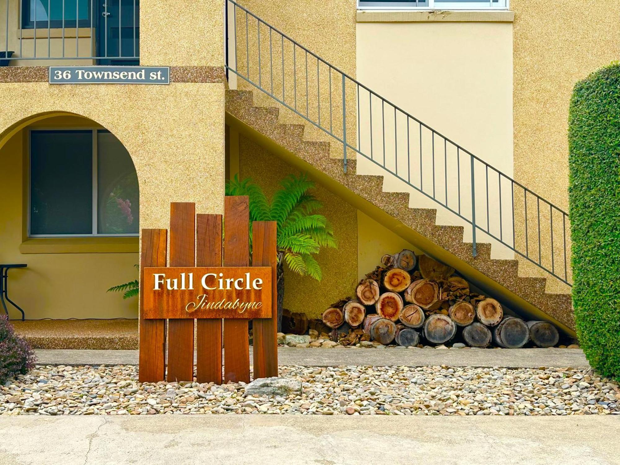 Full Circle Apartments Jindabyne Exteriér fotografie